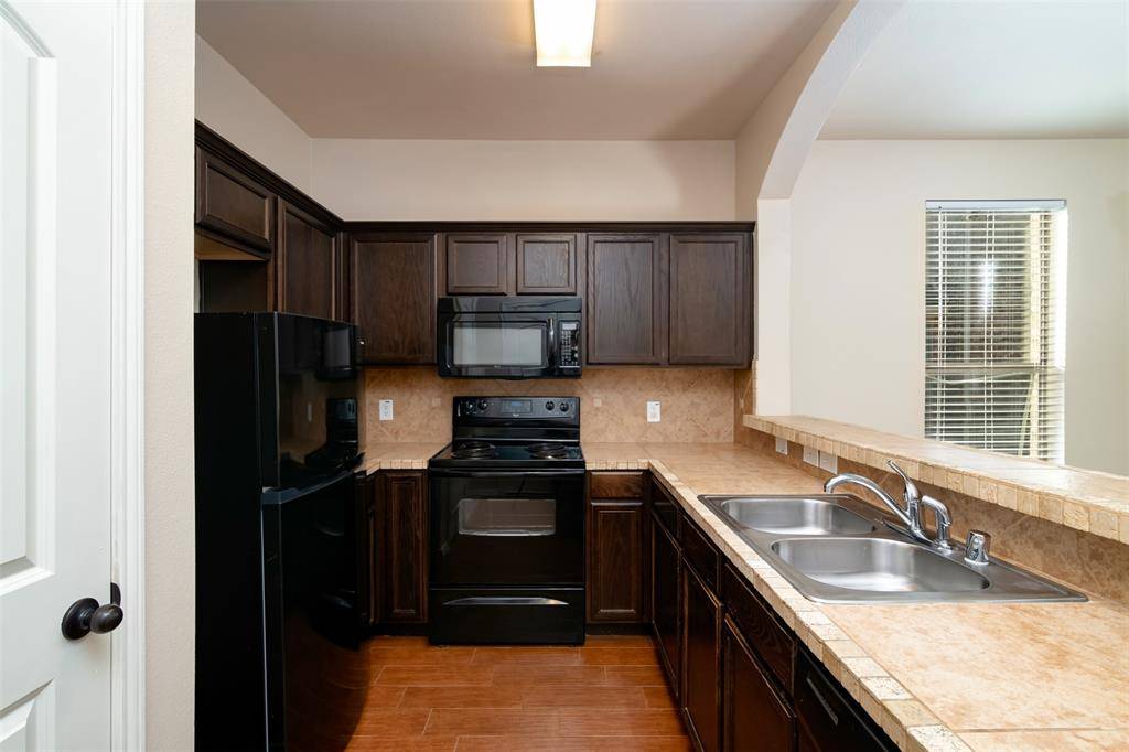 Lavon, TX 75166,393 Orbit Drive