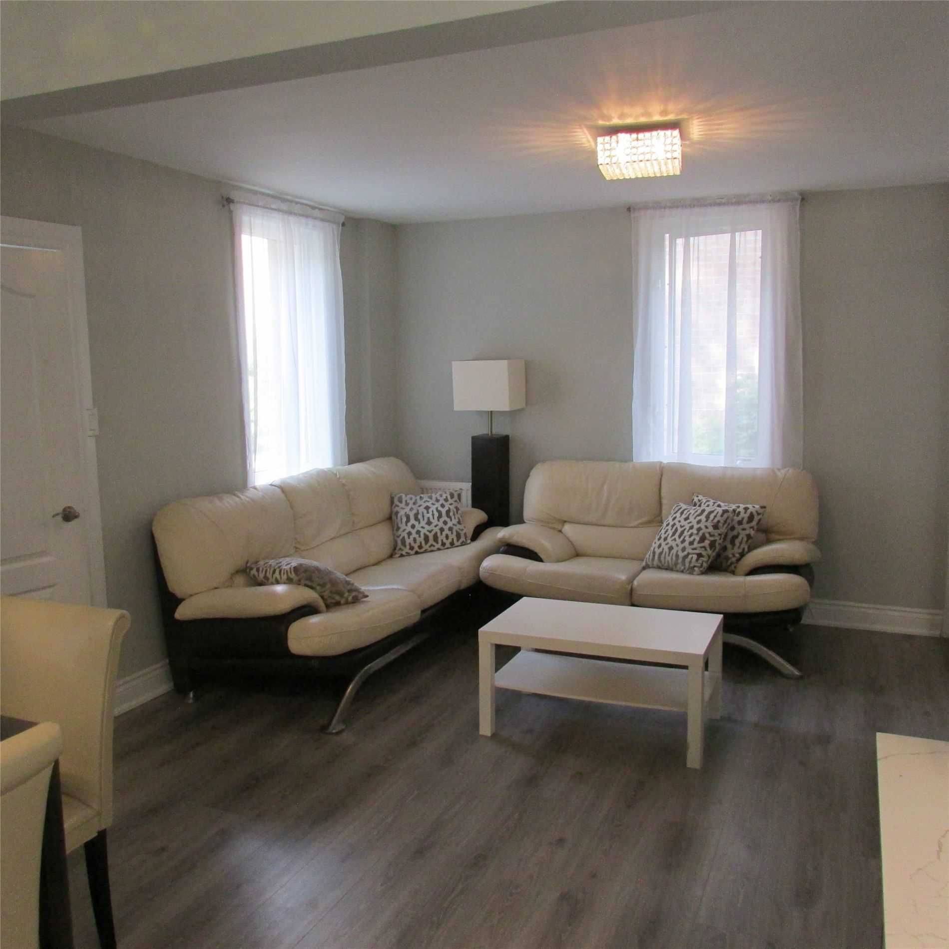 Mississauga, ON L5G 1S6,19 Troy ST #19B