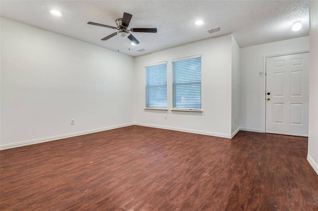 Arlington, TX 76001,1122 Mazourka Drive