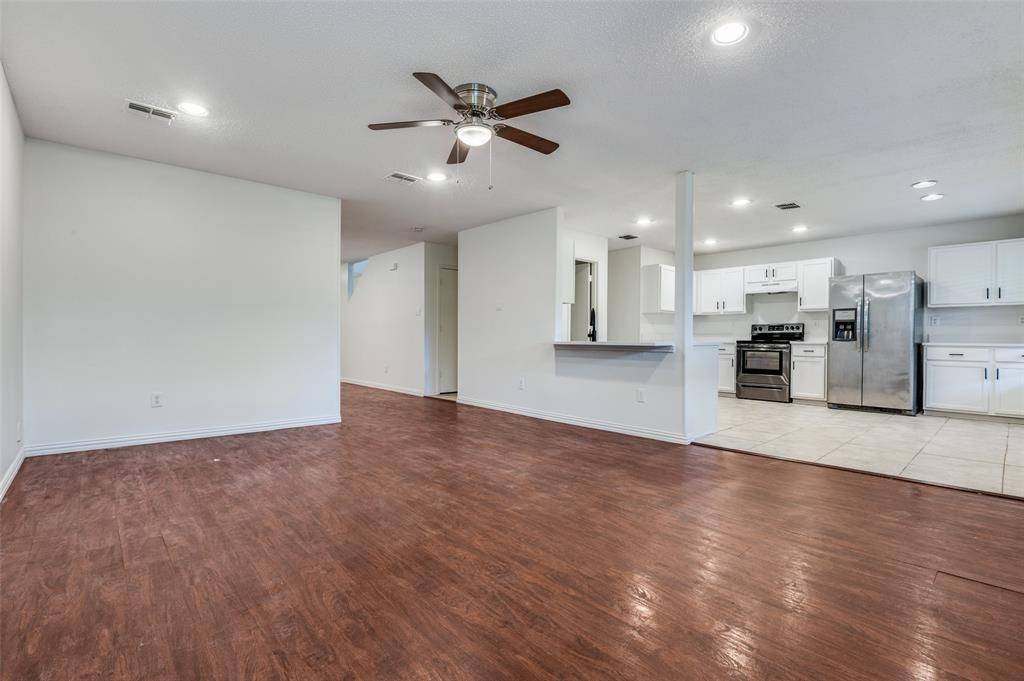 Arlington, TX 76001,1122 Mazourka Drive