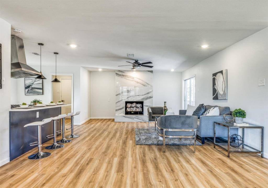 Dallas, TX 75228,8011 Woodhue Road