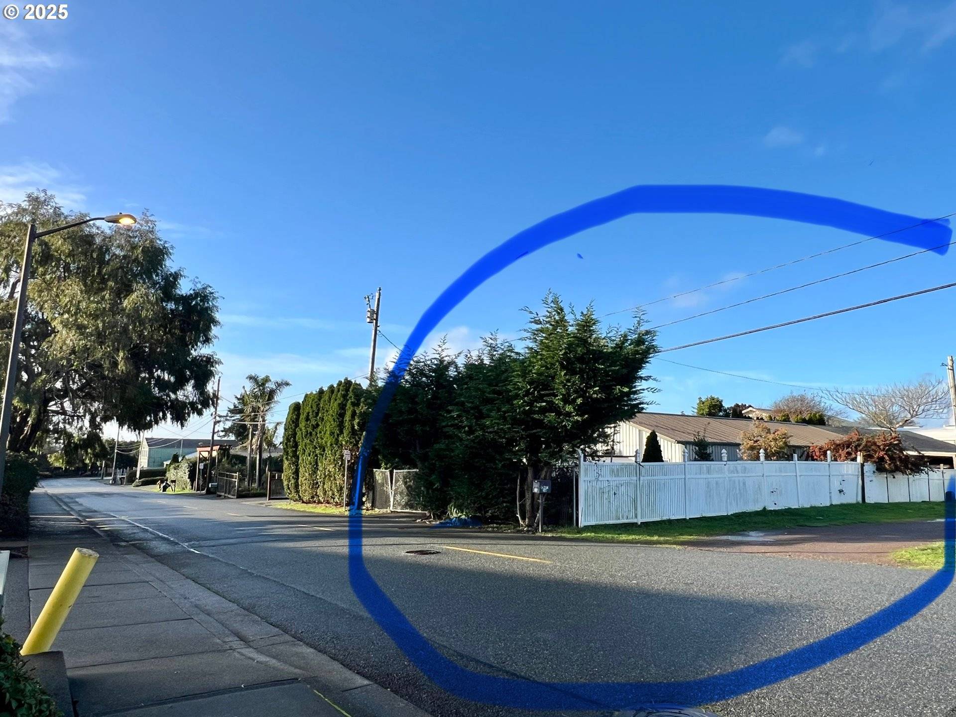 Brookings, OR 97415,247 WHARF ST