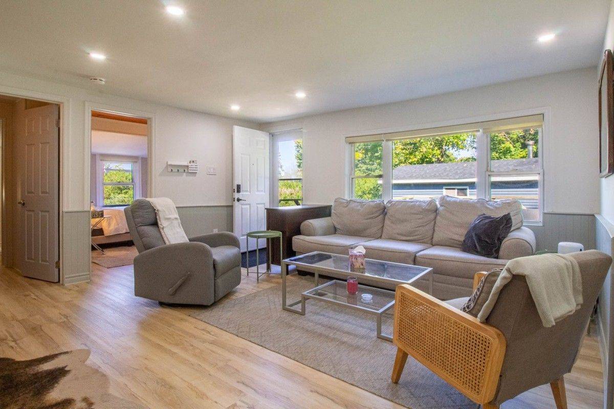 Scugog, ON L0B 1E0,97 Williams Point RD