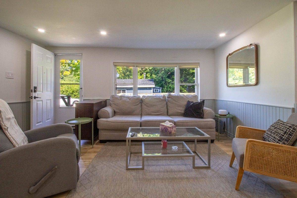 Scugog, ON L0B 1E0,97 Williams Point RD