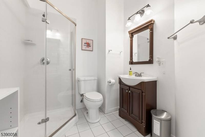 Belleville Twp., NJ 07109,268 Washington Ave