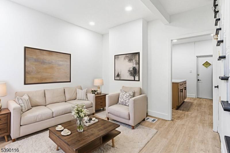 Plainfield City, NJ 07063,312 Monroe Ave