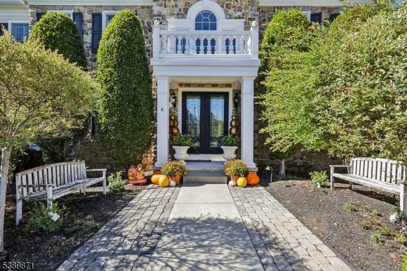 Franklin Lakes Boro, NJ 07417,6 Northwood Dr