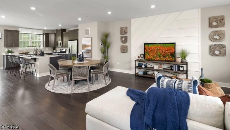 East Hanover Twp., NJ 07936,65 Eastwood Terr