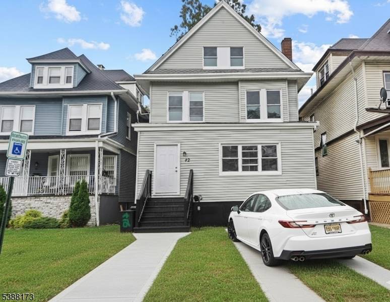 East Orange City, NJ 07017,42 Washington Ter