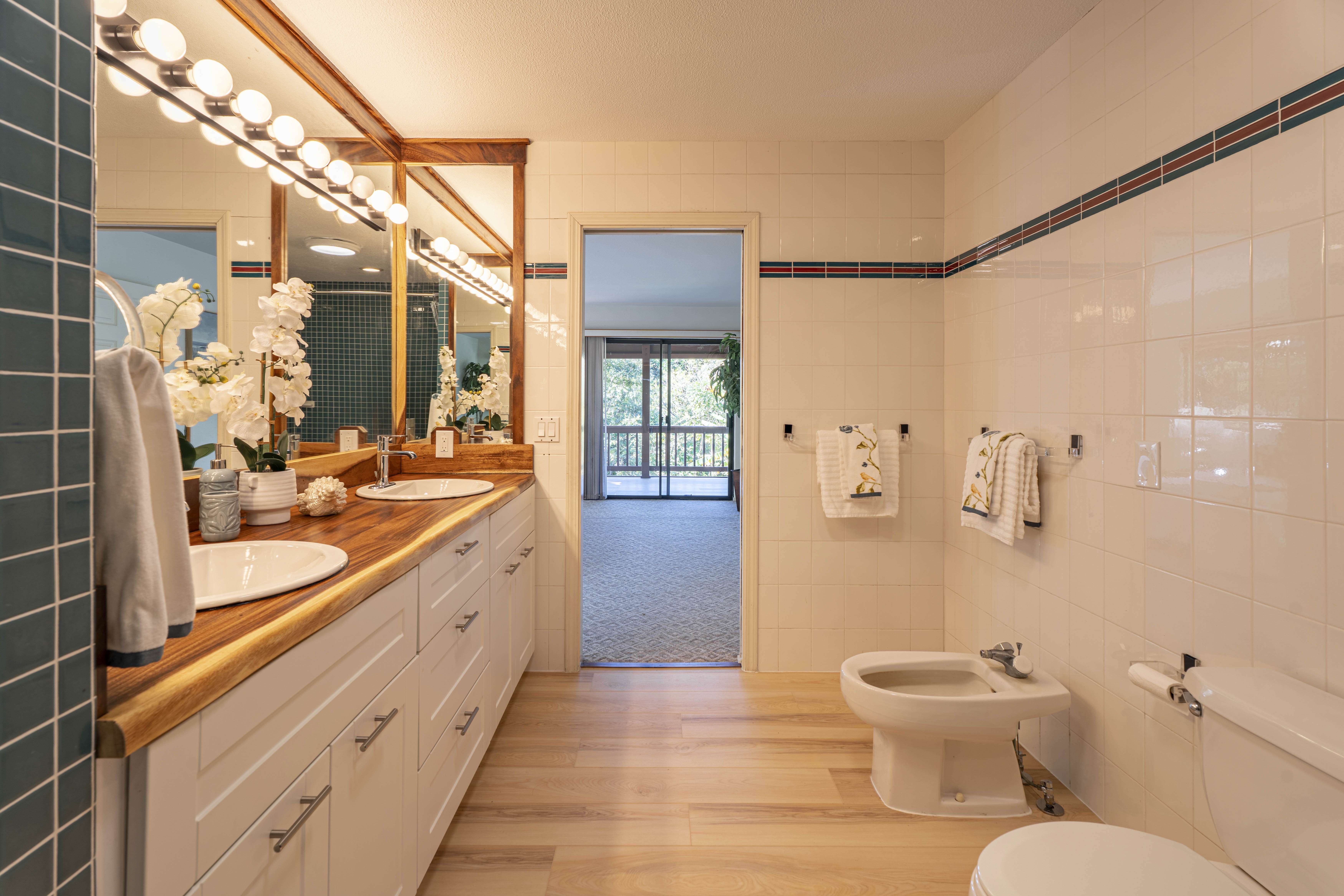 Kailua-kona, HI 96740,74-1500 HAO KUNI ST