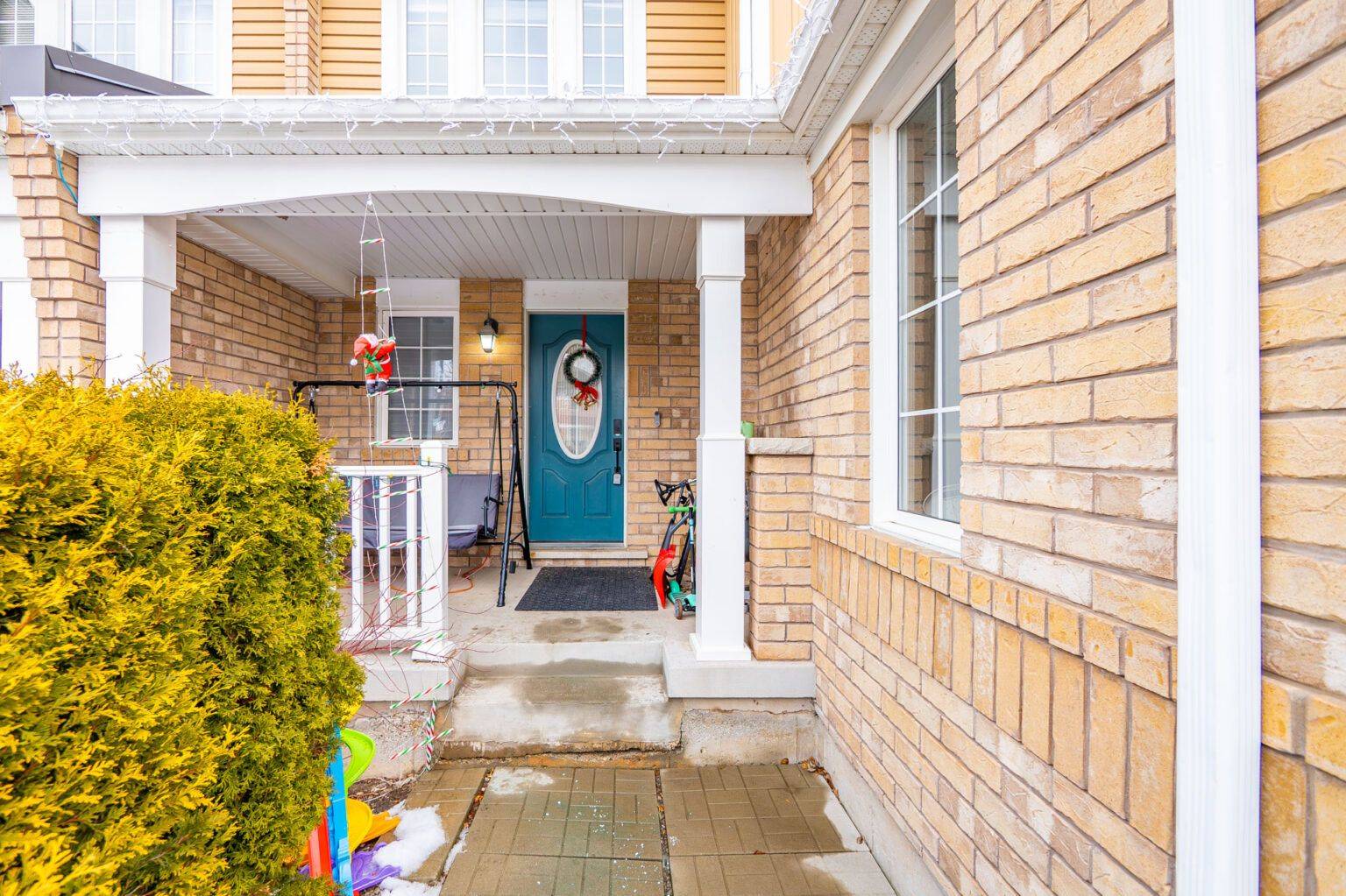 Milton, ON L9T 8G6,439 Cavanagh LN