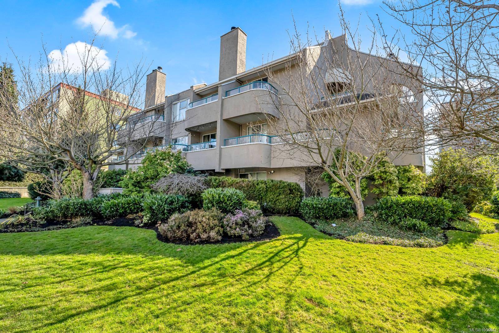 Victoria, BC V8V 3N9,1223 Johnson St #206