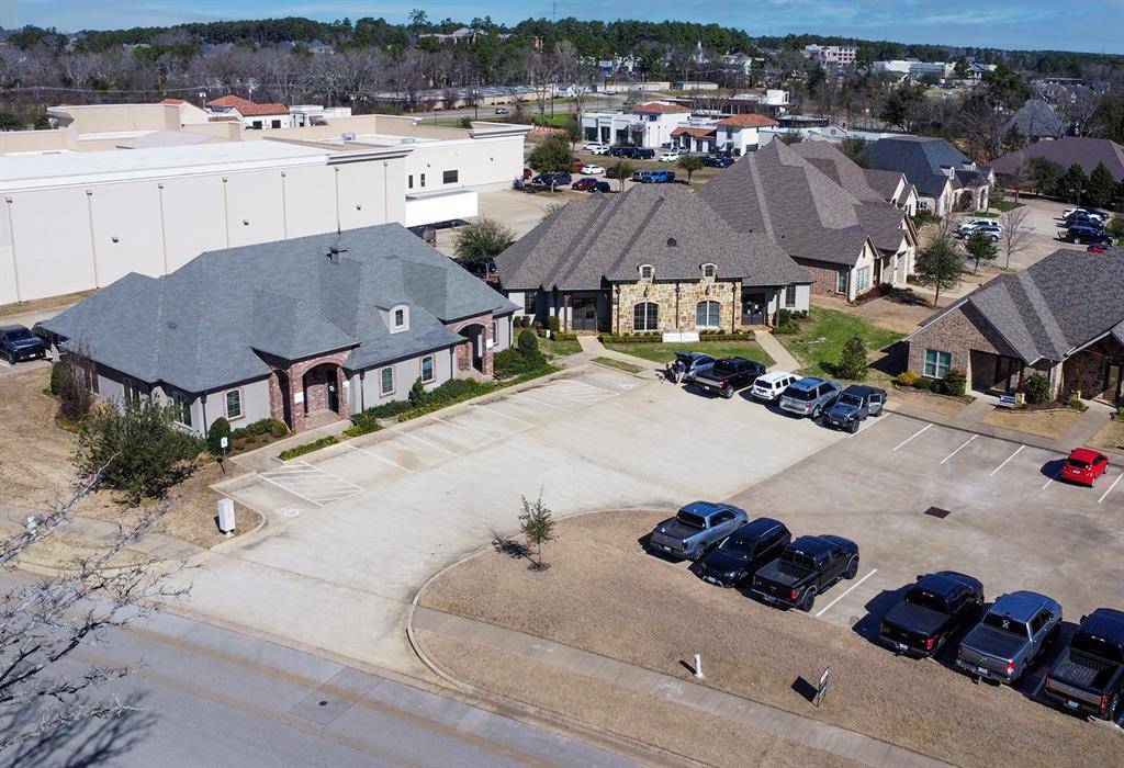 Tyler, TX 75703,2333 Dueling Oaks Drive