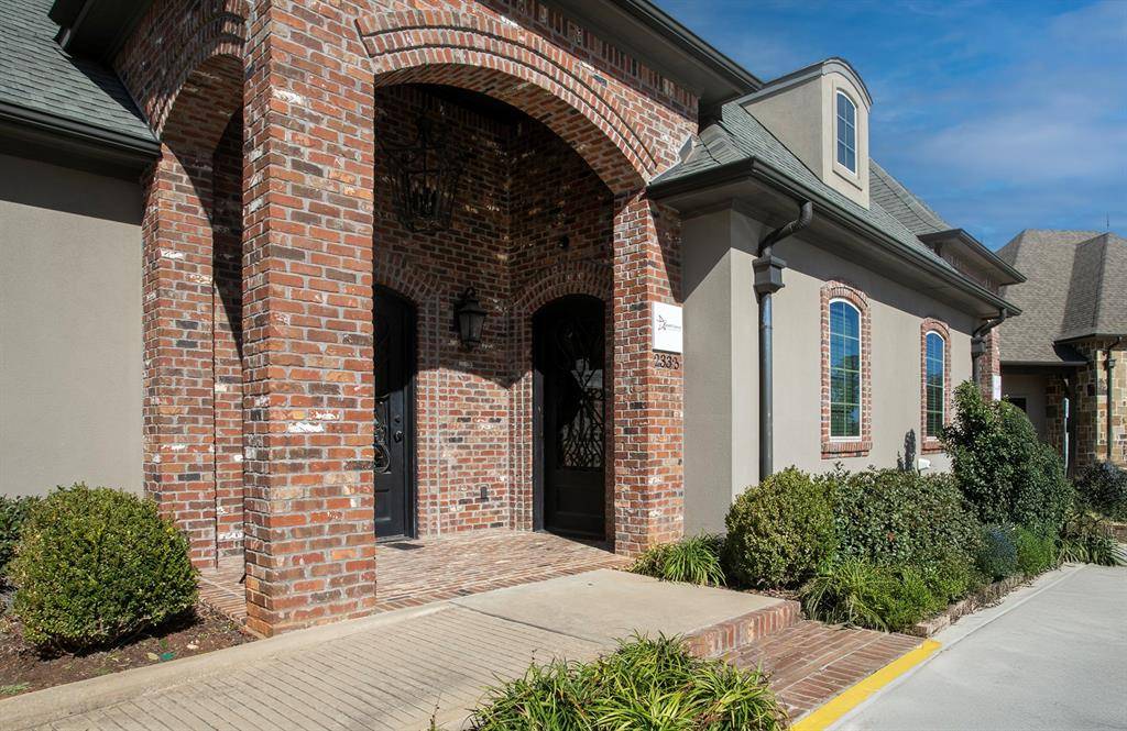 Tyler, TX 75703,2333 Dueling Oaks Drive