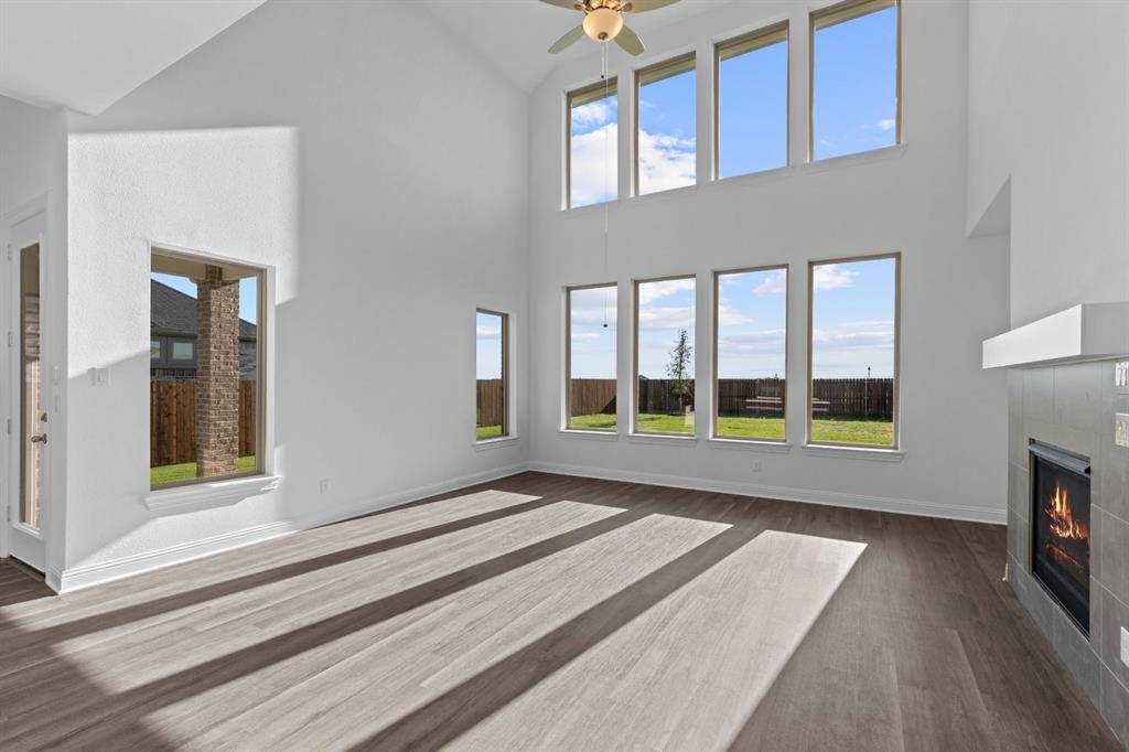 Waxahachie, TX 75165,240 Basketflower Drive