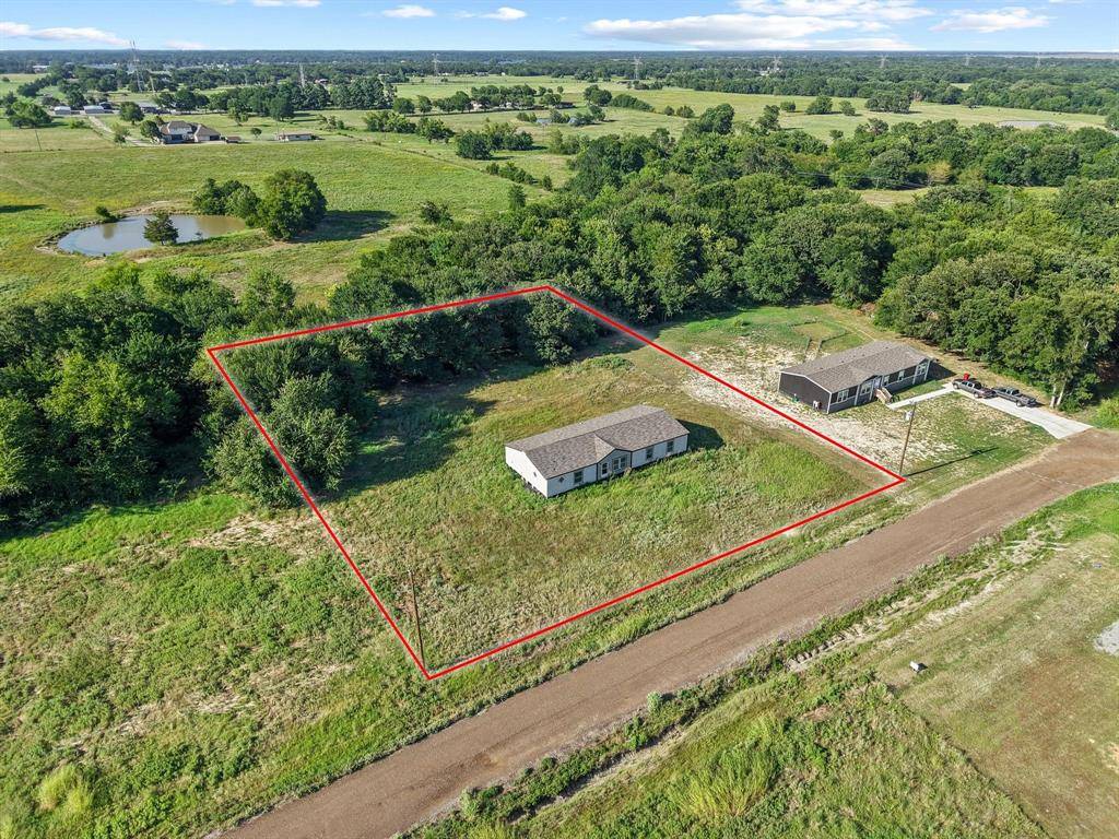 Bonham, TX 75418,515 Hemby Way