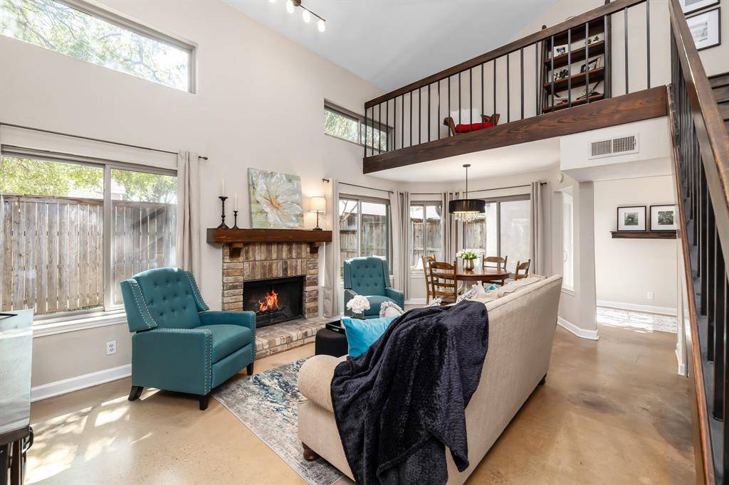 Dallas, TX 75287,18040 Midway Road #160