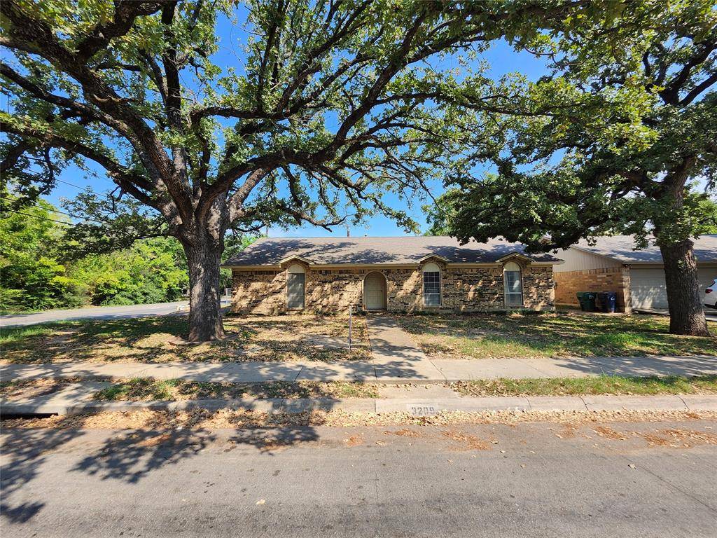 Denton, TX 76209,3209 Oriole Lane