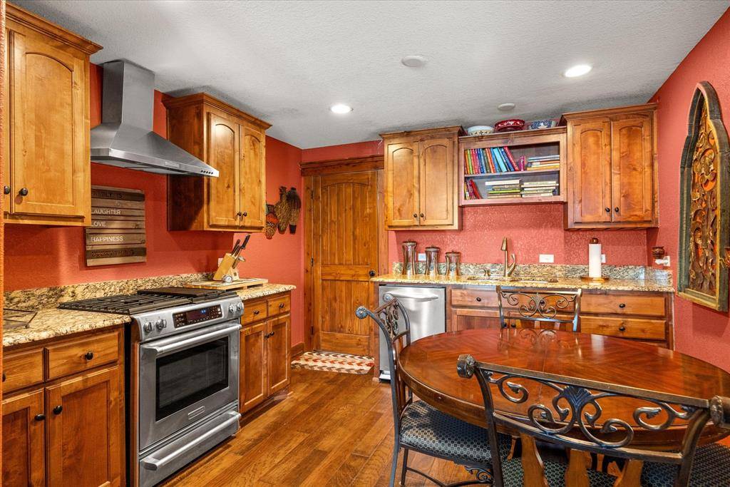 Granbury, TX 76048,1507 W Pearl Street