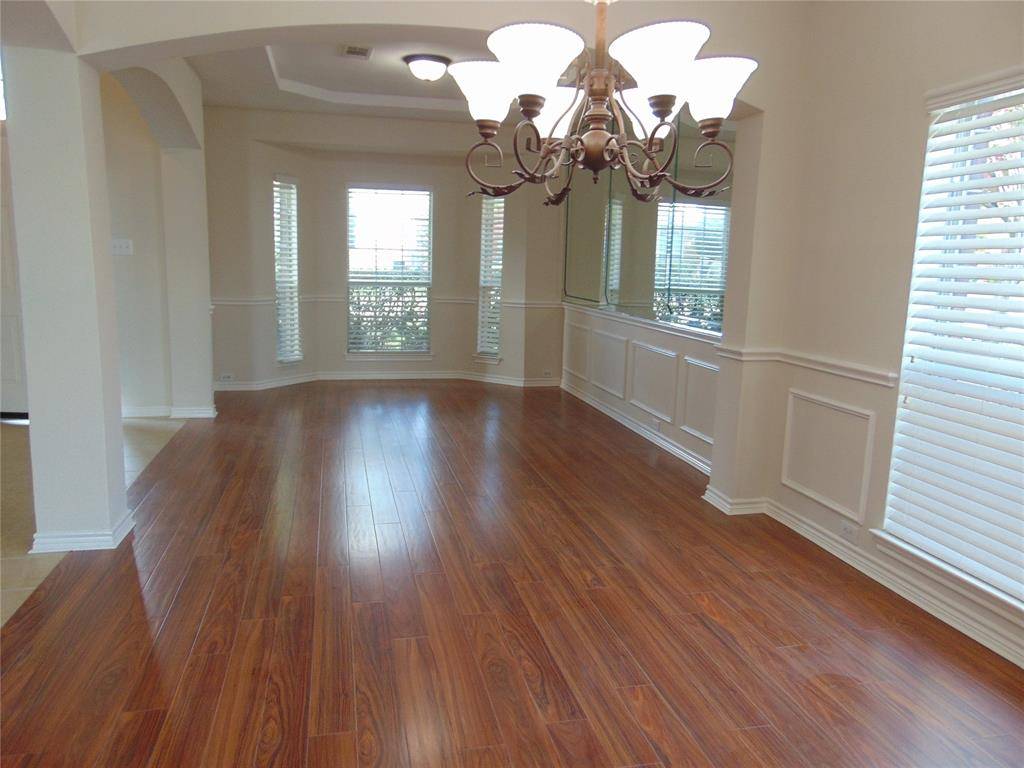 Desoto, TX 75115,212 Crystal Lake Drive