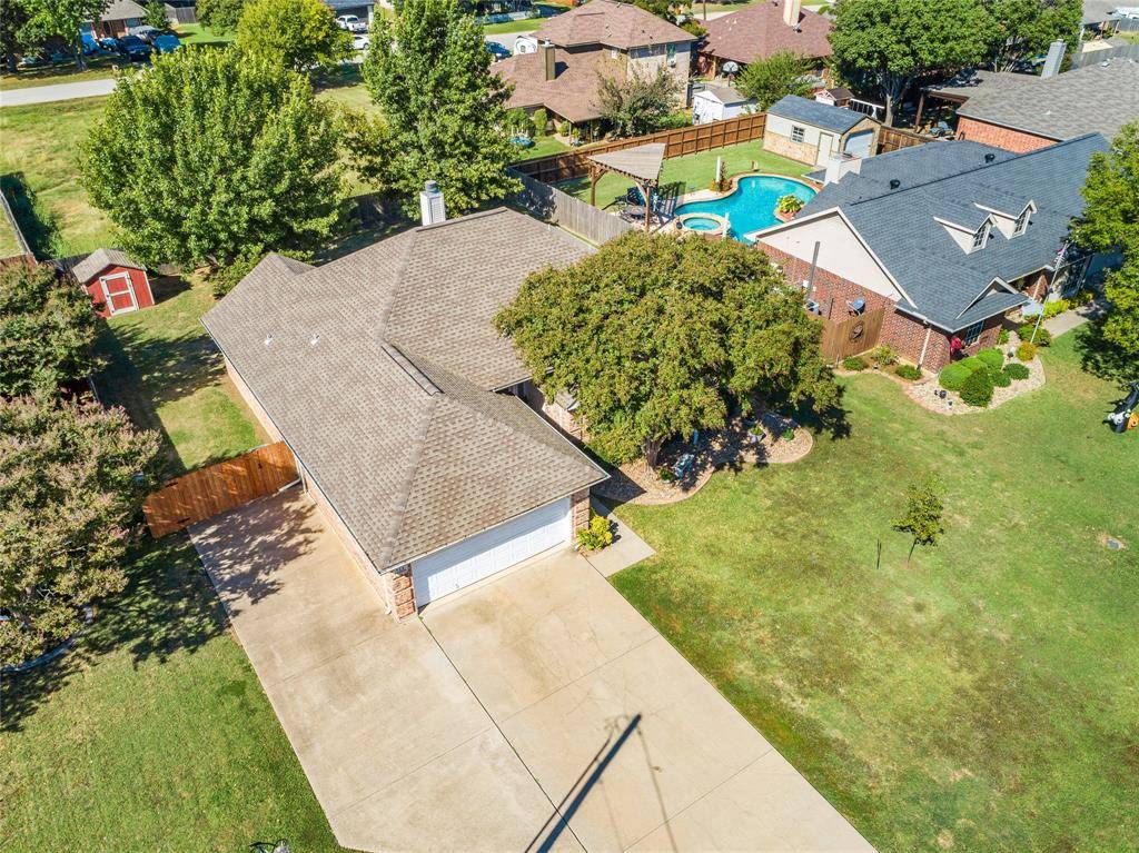 Lake Dallas, TX 75065,511 Oak Crest Street