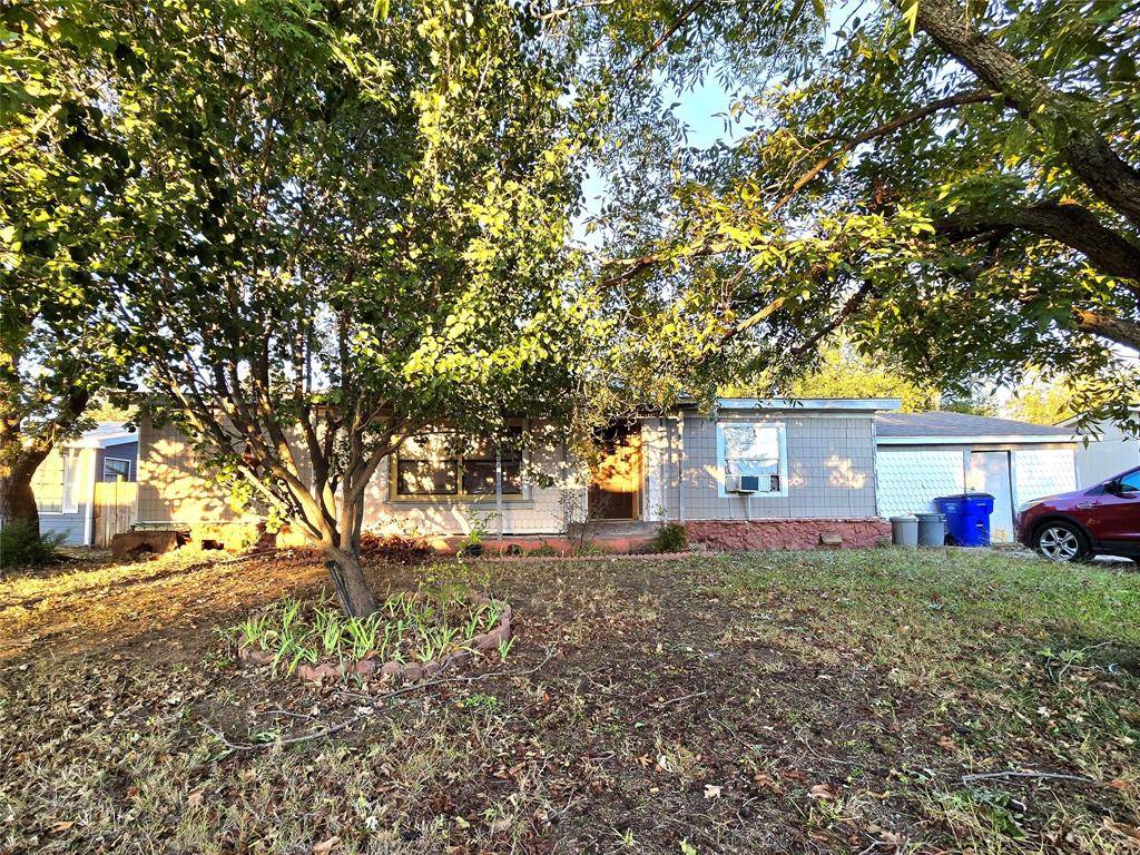 Mansfield, TX 76063,1318 Honeysuckle Drive