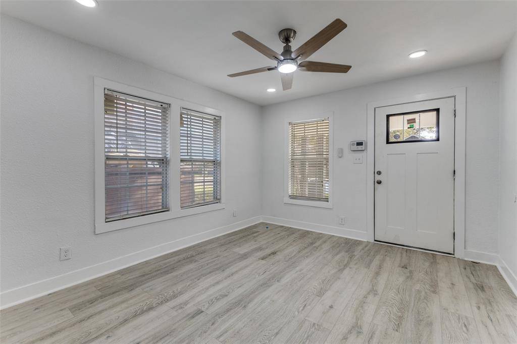 Dallas, TX 75215,3239 Spring Avenue