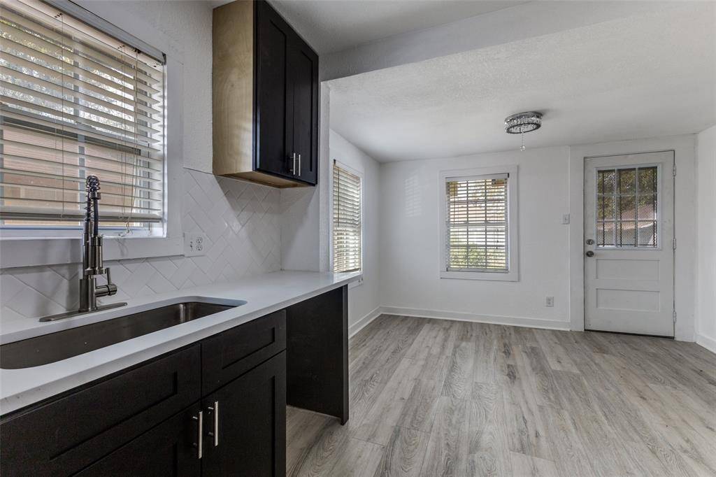 Dallas, TX 75215,3239 Spring Avenue