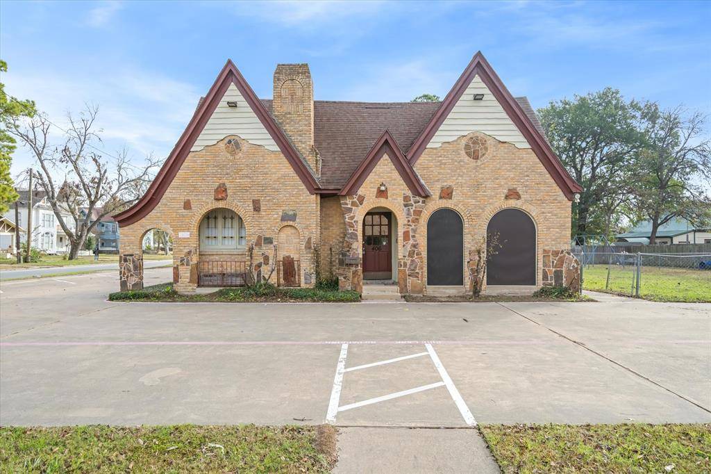 Terrell, TX 75160,406 N Rockwall Avenue