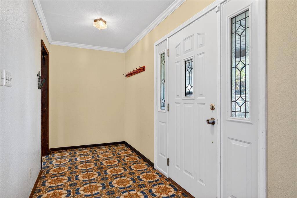 Gainesville, TX 76240,1839 County Road 121