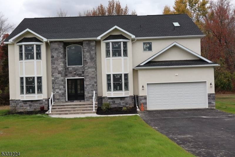 South Brunswick Twp., NJ 08852,836 Ridge Rd