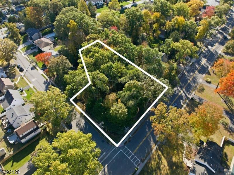 Waldwick Boro, NJ 07463,103 Crescent Avenue