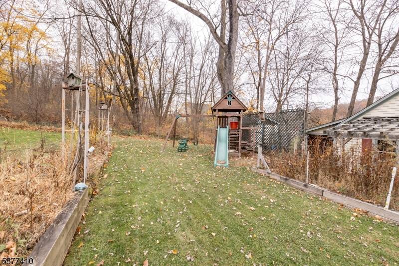 Oxford Twp., NJ 07863,76 Washington Ave