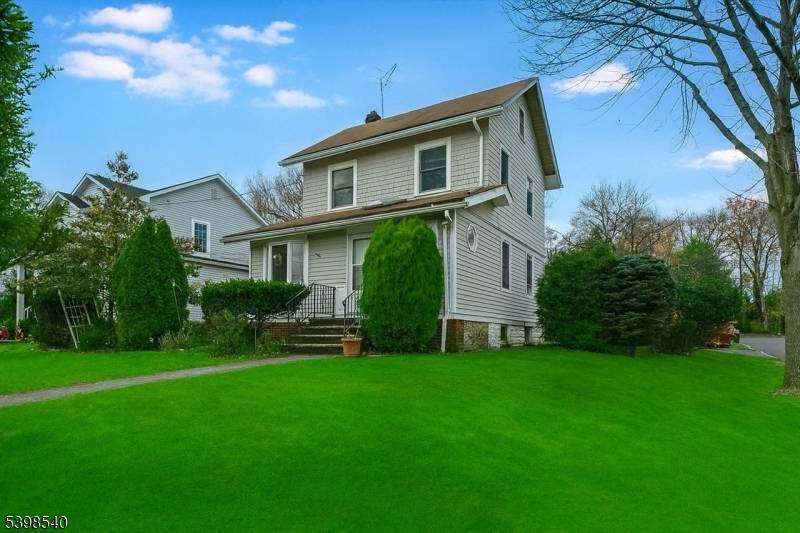 Garwood Boro, NJ 07027,902 Center St