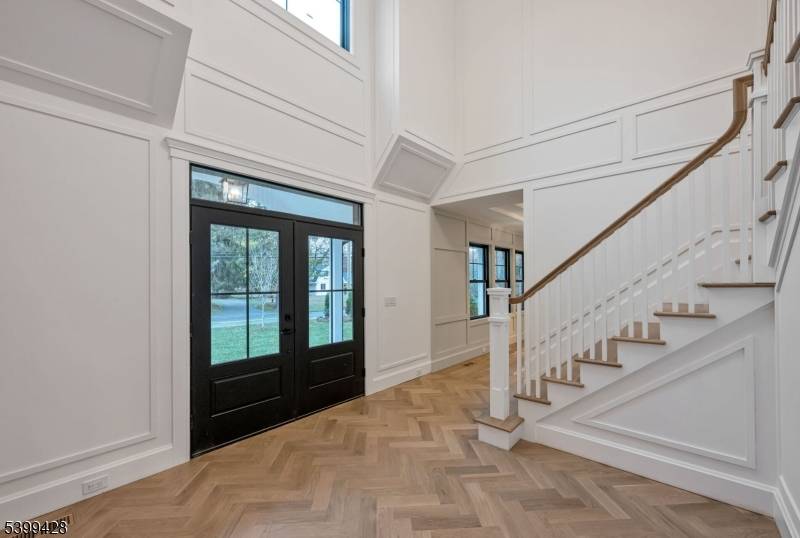 Upper Saddle River Boro, NJ 07458,46 Locust Ln