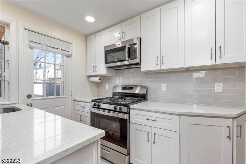 Cranford Twp., NJ 07016,1 Myrtle St