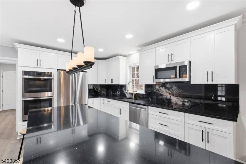 West Milford Twp., NJ 07480,611 Snake Den Rd