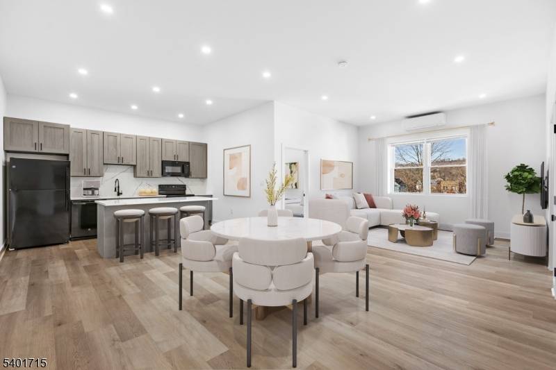 City Of Orange Twp., NJ 07050,556 Main St #2