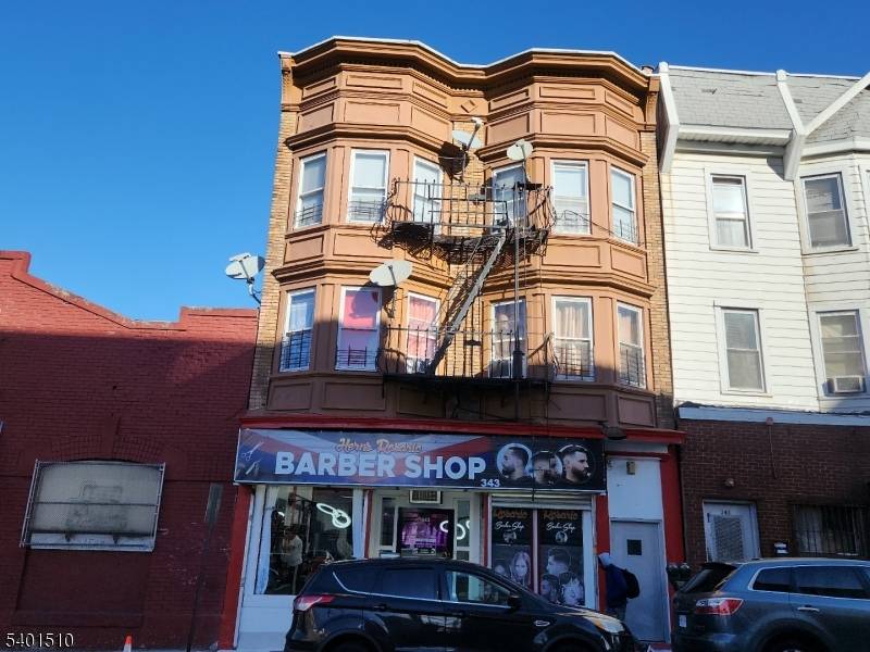 Paterson City, NJ 07501,343 Market St #3R