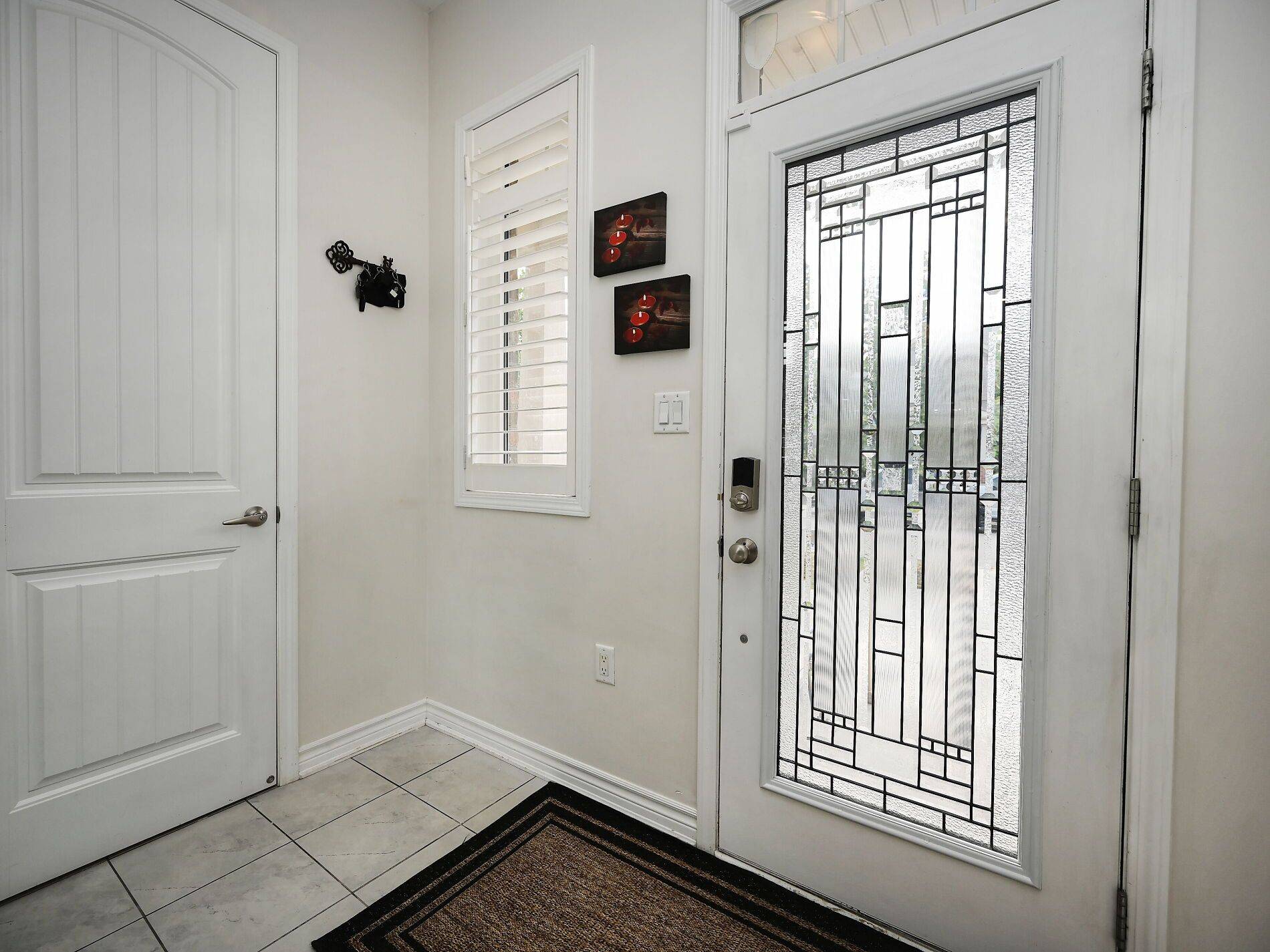 Milton, ON L9T 8Z8,620 LANGHOLM ST