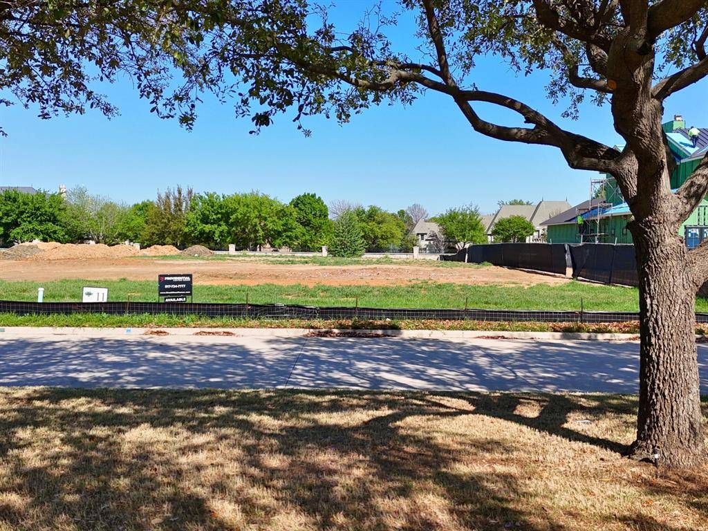 Colleyville, TX 76034,7255 Oak Alley Drive