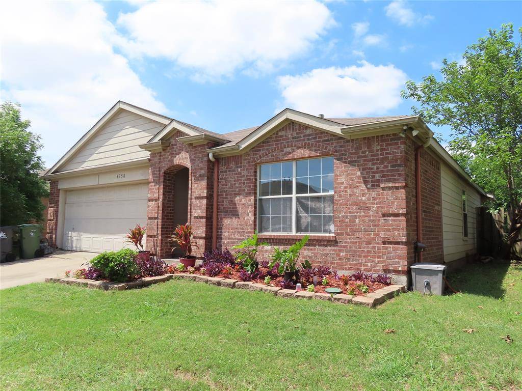 Arlington, TX 76002,6758 Ambercrest Drive