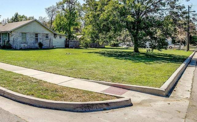 Fort Worth, TX 76110,2900 Ryan Avenue