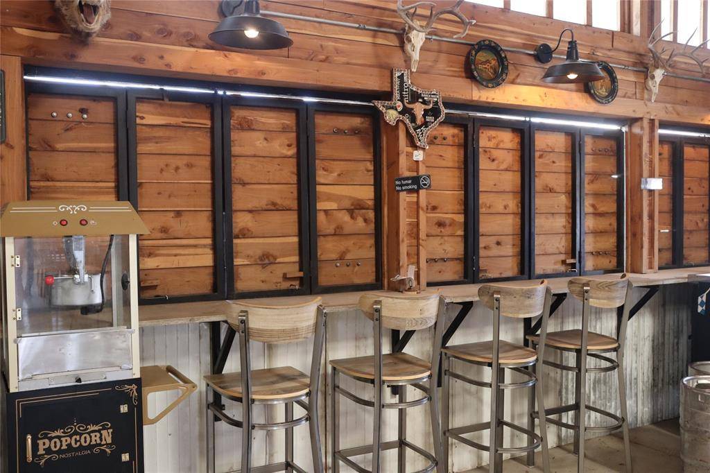 Comanche, TX 76442,120 N Austin Street