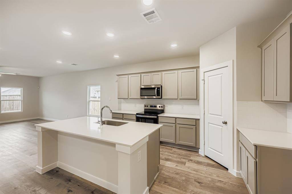 Crowley, TX 76036,1021 Park Oak Lane