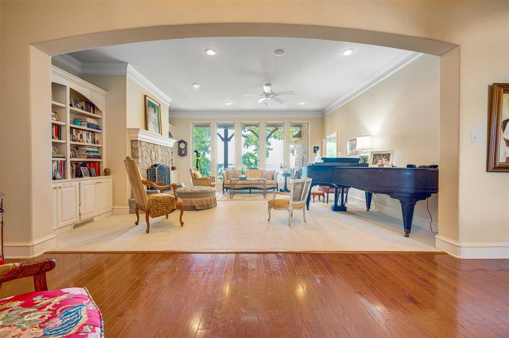 Chandler, TX 75758,22091 Bluewater Road