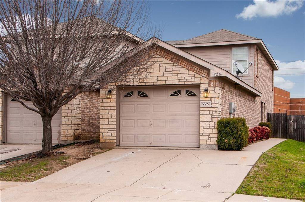 Burleson, TX 76028,926 Walnut Street