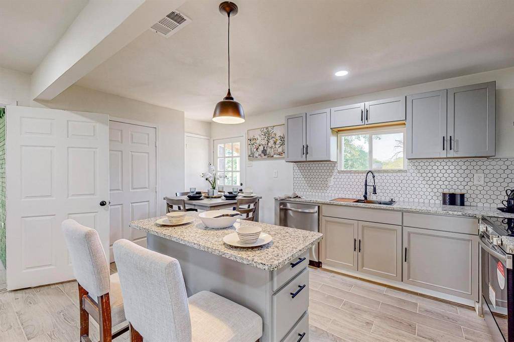 Tool, TX 75143,23538 Fm 3225