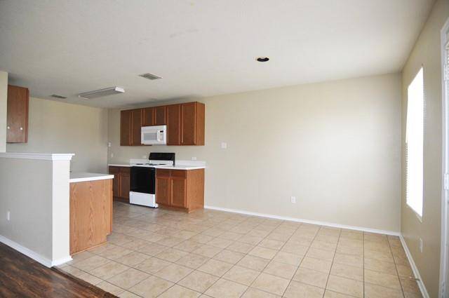 Fort Worth, TX 76140,1421 Queens Brook Lane