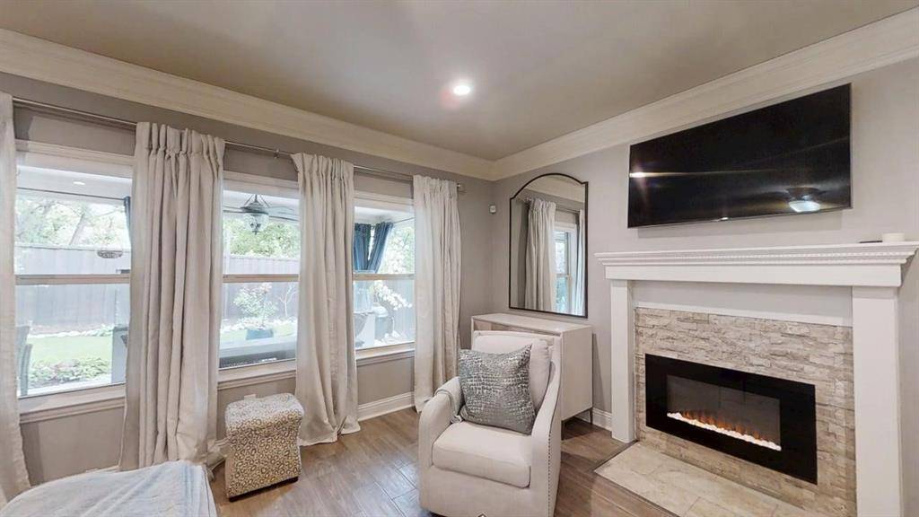 Dallas, TX 75216,1902 Lea Crest Drive